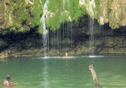 Wasserfall El Lim&ograve;n auf Samana